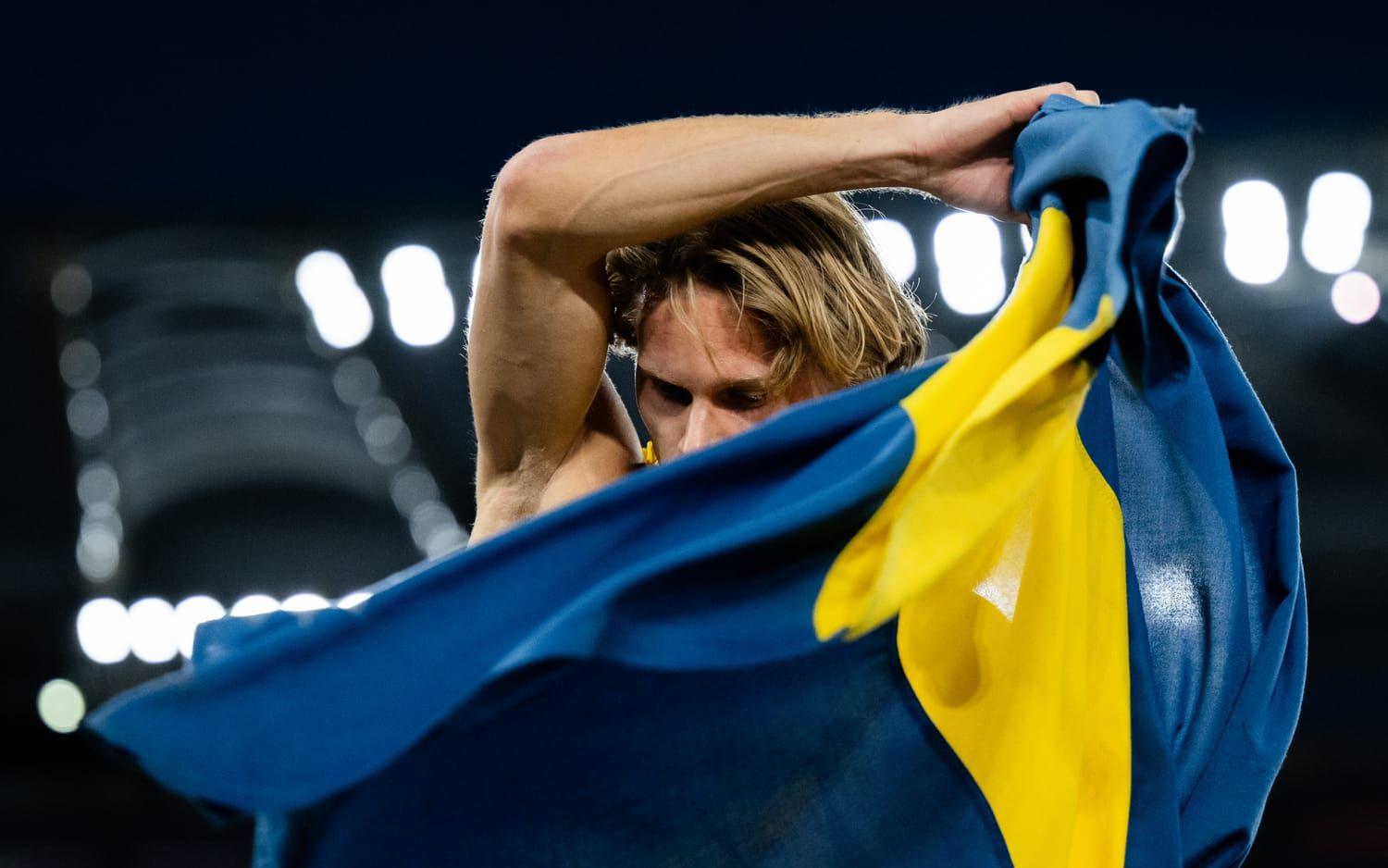 Carl Bengtström slog till med inte bara ett EM-brons. Det blev även ett nytt svenskt rekord för Landvetter-löparen.