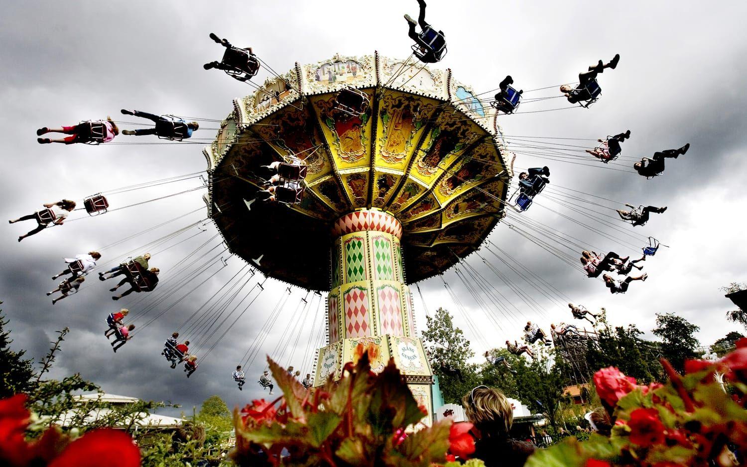 Liseberg - hundra år av karuseller. 