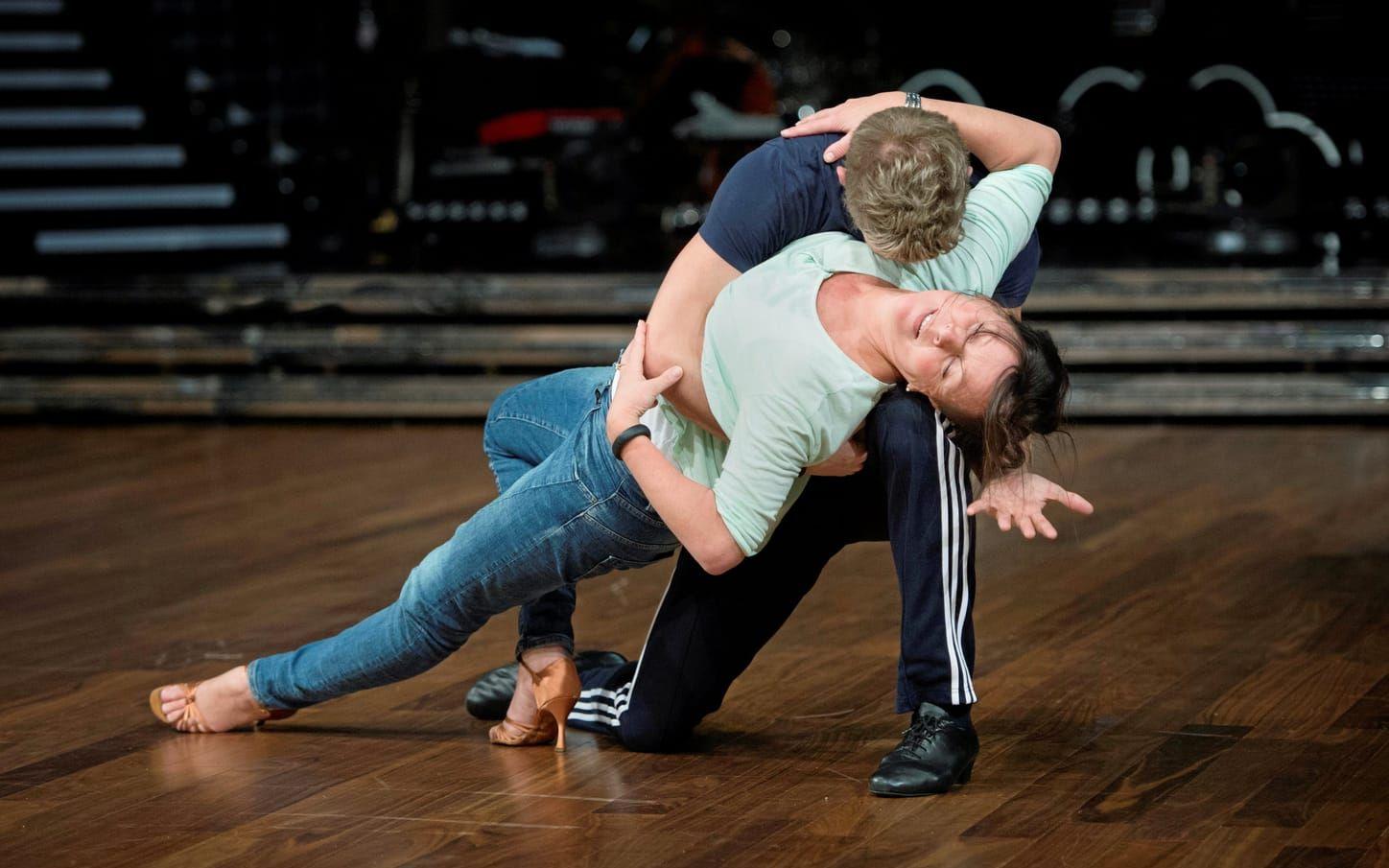 Lotta Engberg var med i "Let’s dance" 2014 och kom till sjunde avsnittet ihop med proffset Alexander Svanberg (bild från en repetition).