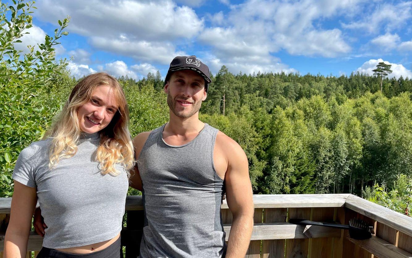 Johanna Ulrisch och Claudio Martino turistar i Härryda.